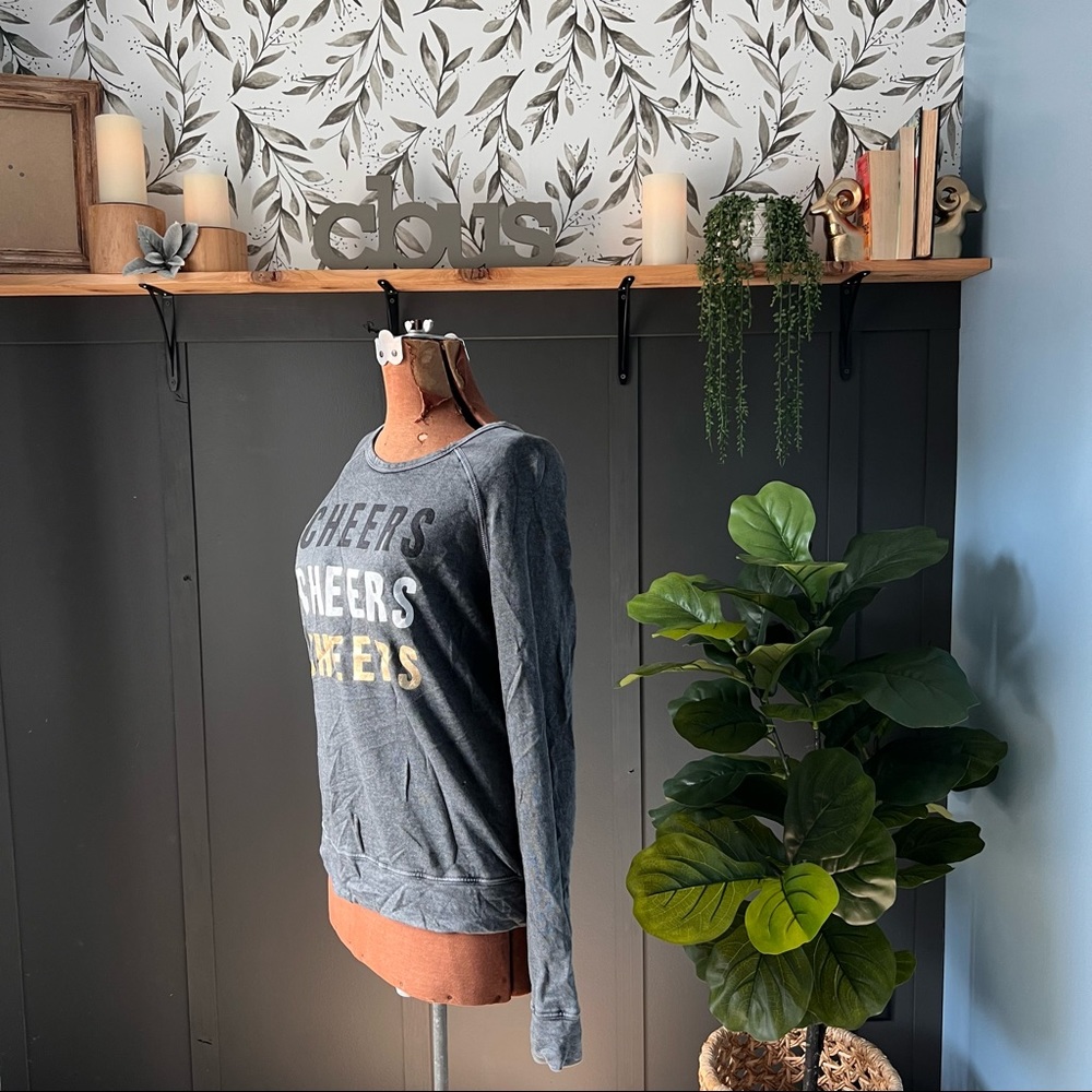 Sundry “cheers, cheers, cheers” cozy t-shirt